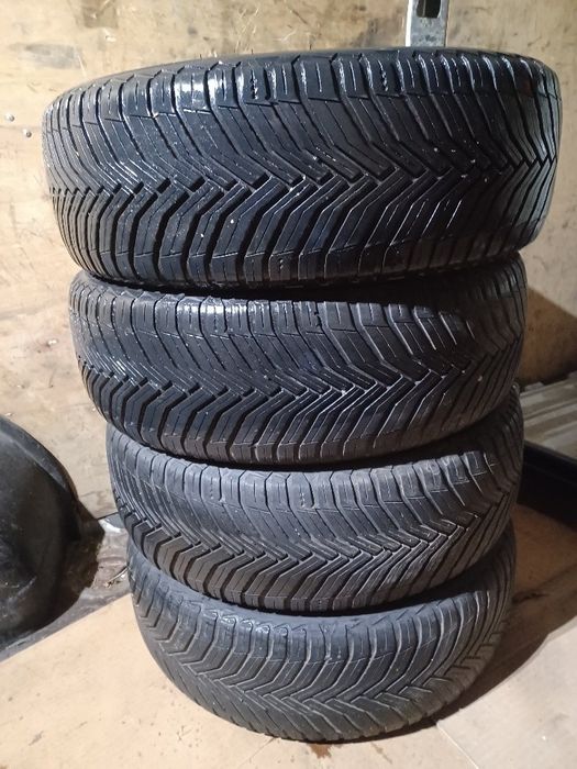 Opony wielosezonowe 205/50/17