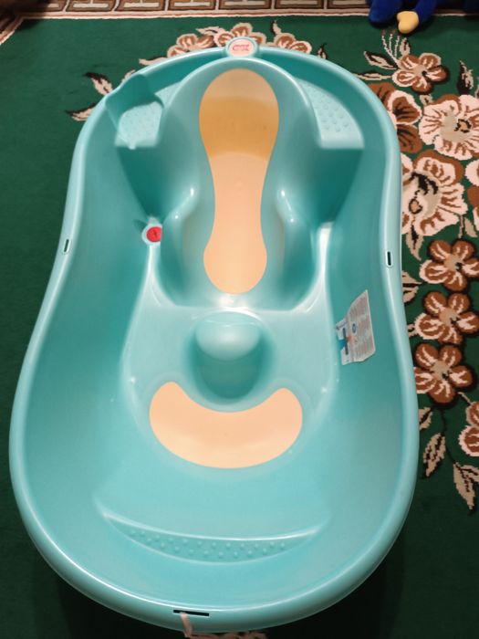 Дитяча ванночка.