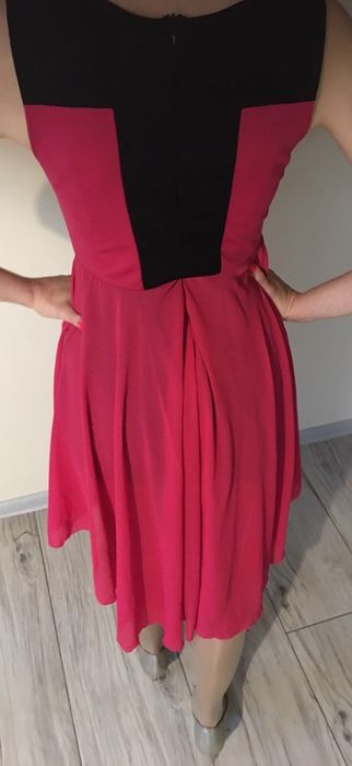 Sukienka fuksja balowa wesele