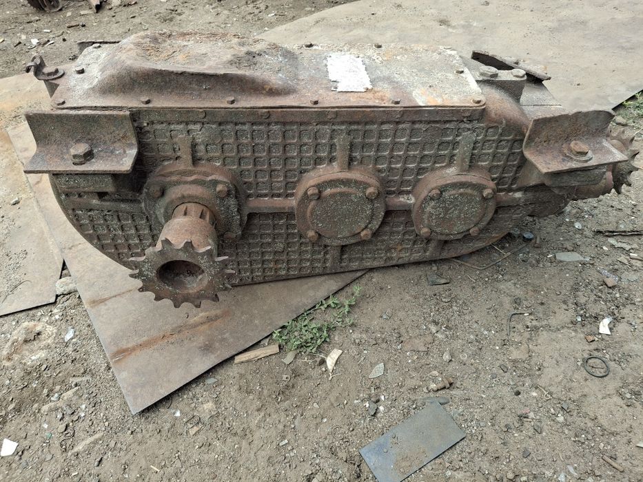 Редуктор гноєрозкидача рпт - 10