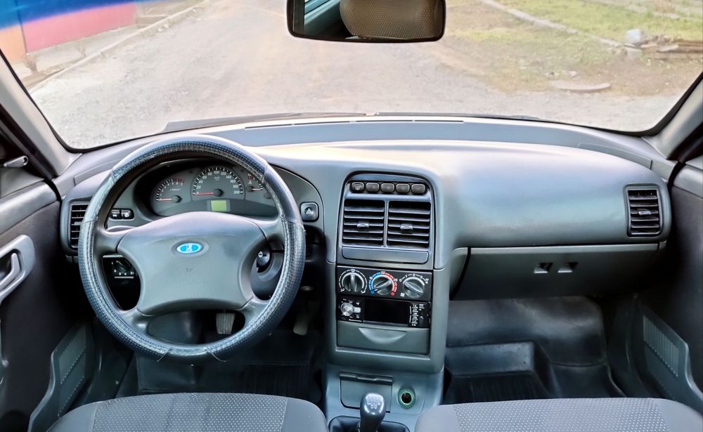 Продам Ваз 2110 Богдан 2011г.