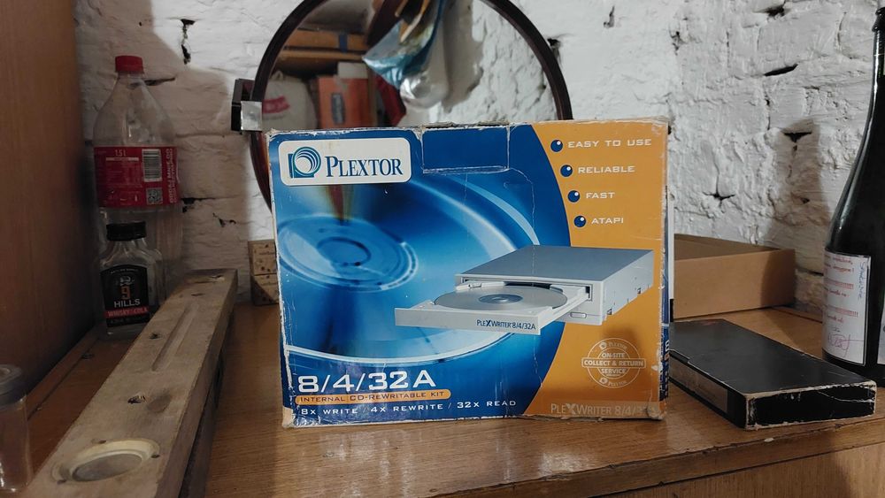 PX-W8432TI Plextor Plexwriter 8/4/32A beżowa