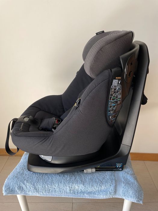 Cadeira Auto BebeConfort AxissFix (Gr. 0+; I e II)