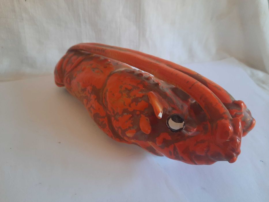 Tampa de Lagosta em faiança de Sacavem