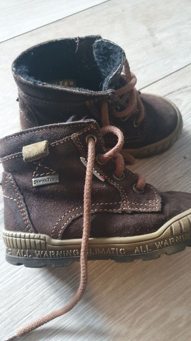 Ciepłe buty rozmiar 22