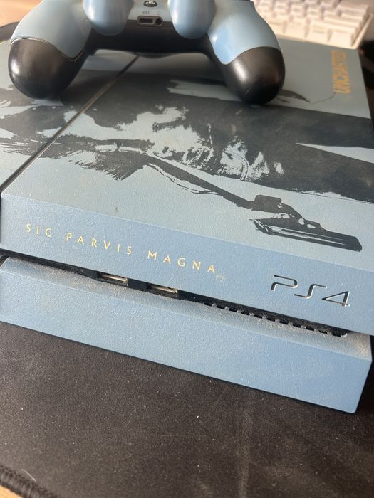 PlayStation 4 edição colecionador