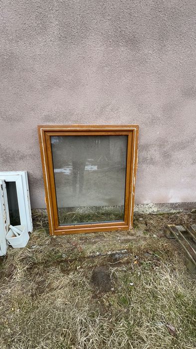 Okno używane 114x141 złoty dąb
