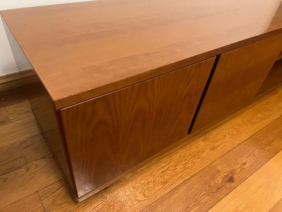 Móvel tv e prateleiras