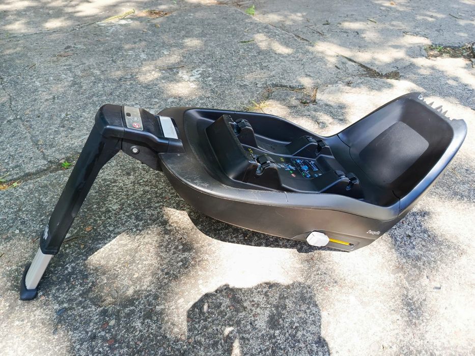 Fotelik Maxi Cosi 2 way pearl z bazą