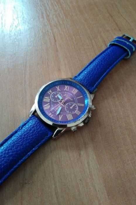 ЧАСЫ наручные школьникам иВзрослым Обмен на бутыли шуруповёрт лестницу