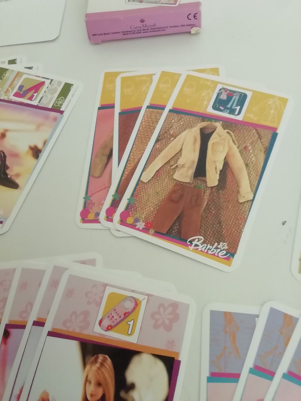 Barbie - Jogo de cartas (vários modelos)