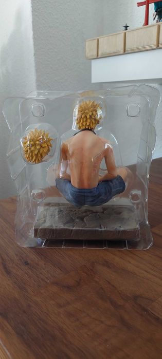 Naruto estátua Bootleg