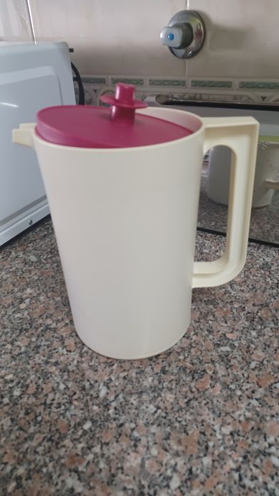 Jarro de 2L tupperware