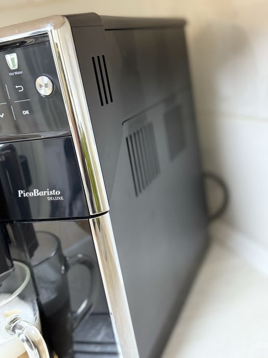 Кавомашина Saeco PicoBaristo Deluxe SM5570