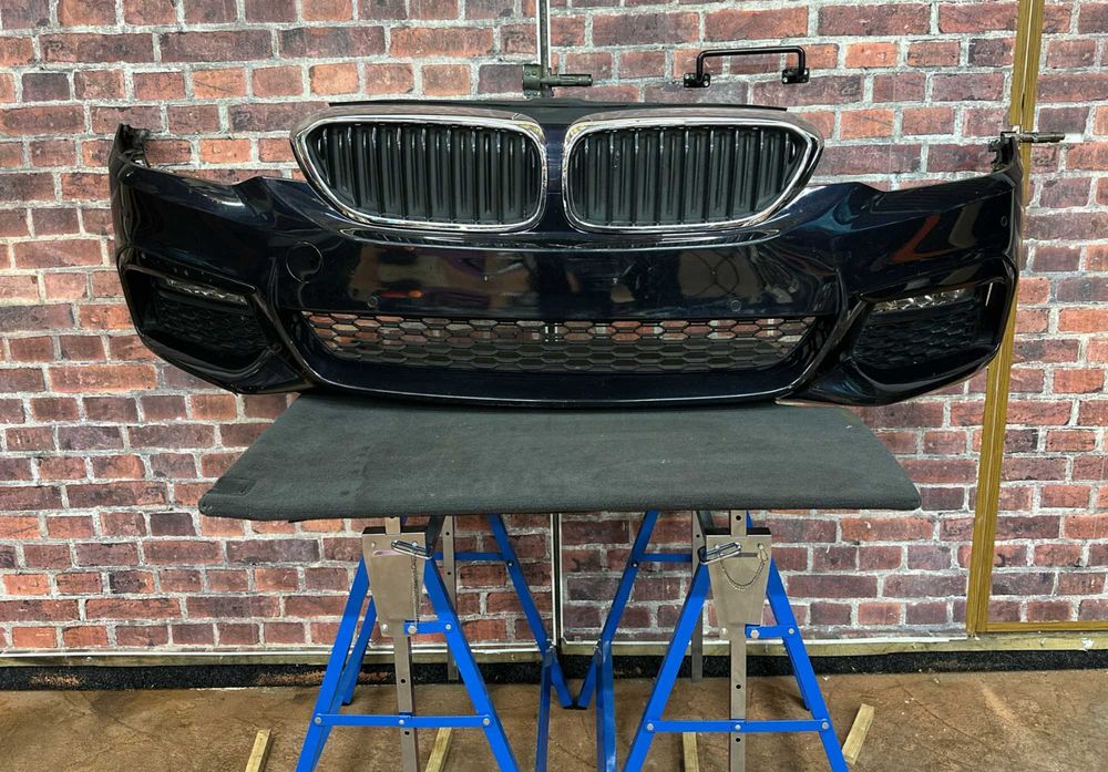 Бампер , фари BMW G30 LCI рестайлінг разборка