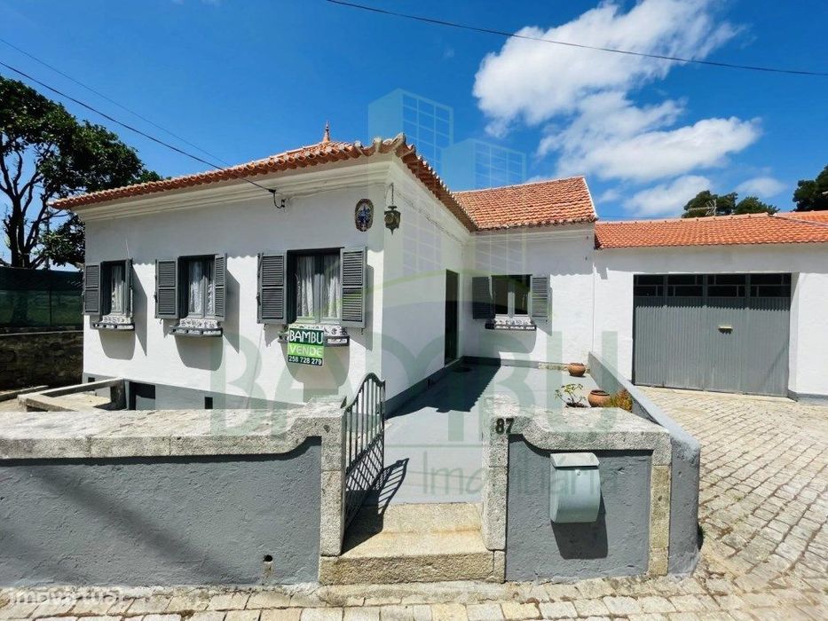 Moradia T3 perto do Rio Minho em Seixas, para venda.