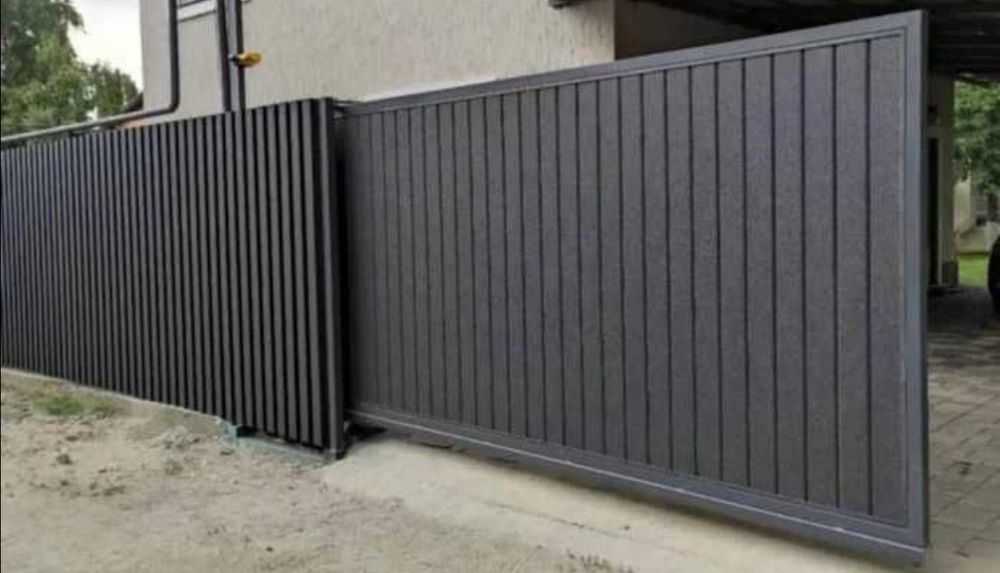 Відкатні ворота для дому.