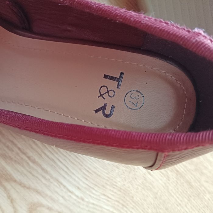 74*Nowe buty/pantofelki damskie na koturnie rozmiar 37