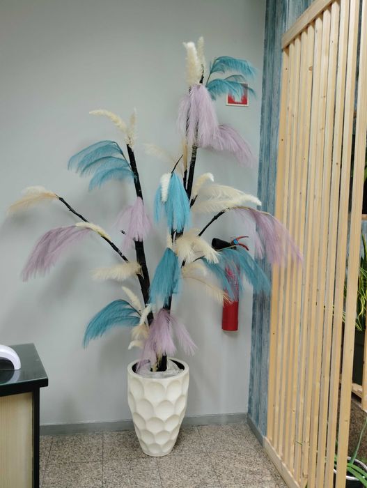 Árvore de decoração mais jarrão branco (conjunto)
