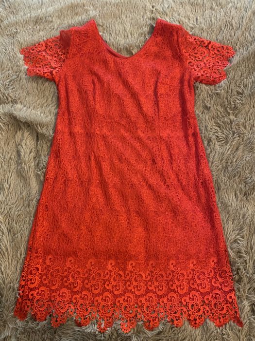 Сукня червона