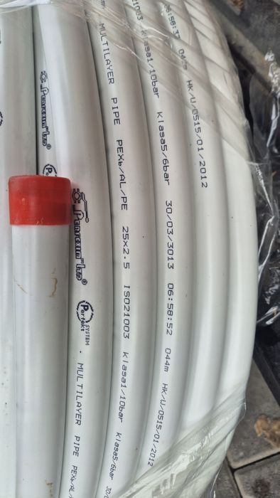 Rurka pex 25 mm krążki po  50 m oryginalnie zapakowane