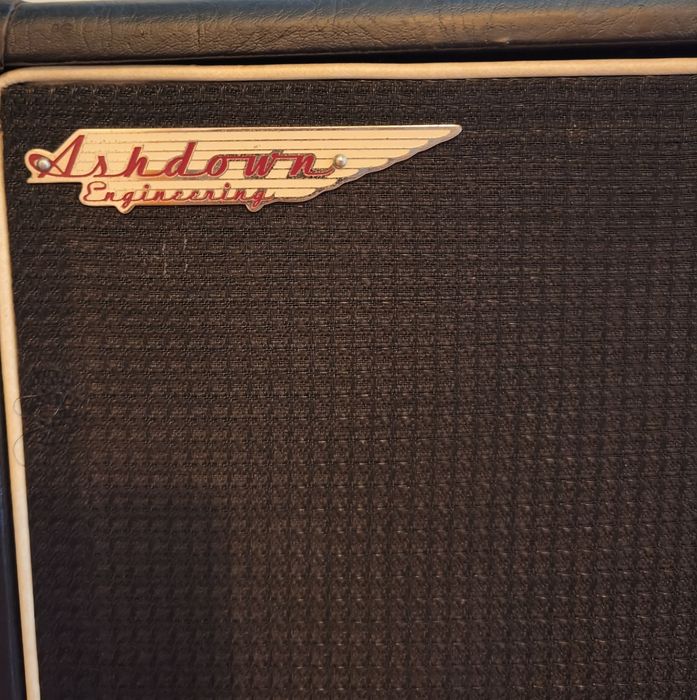 Coluna Ashdown ABM 810