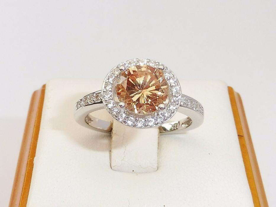 Anel de Noivado saphira/topazio autentico