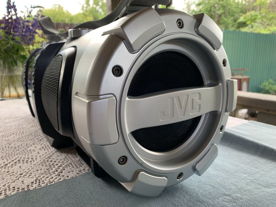 Бумбокс JVC RV- NB100 B
