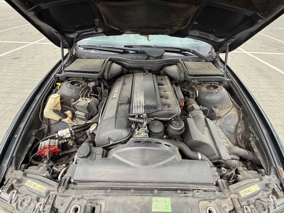 BMW seria 5 E39 M-pakiet M-technik z VIN 2,5 LPG