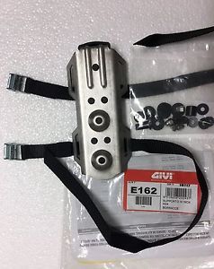 STF500S TERMOS GIVI 0,5L 12 godzin izolacyjności ,nierdzewny , E162