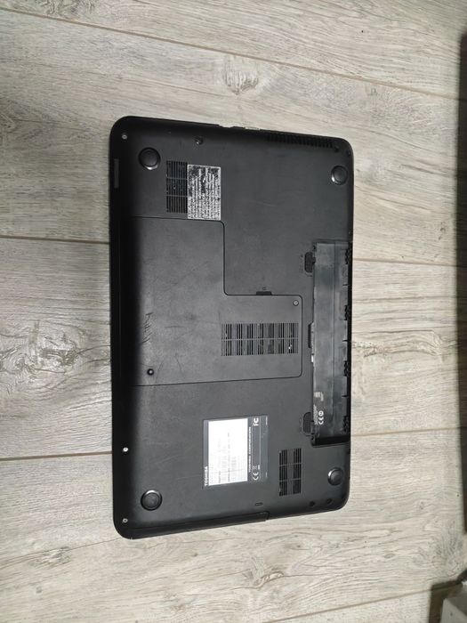Ноутбук Toshiba satellite c850