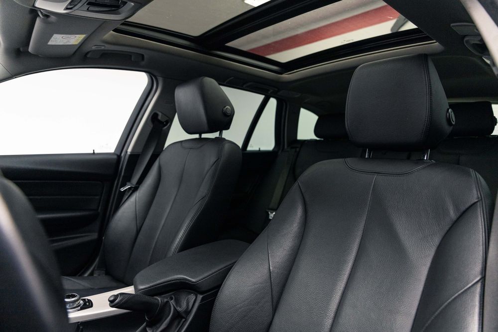 BMW 320 d Auto | Ano 2017