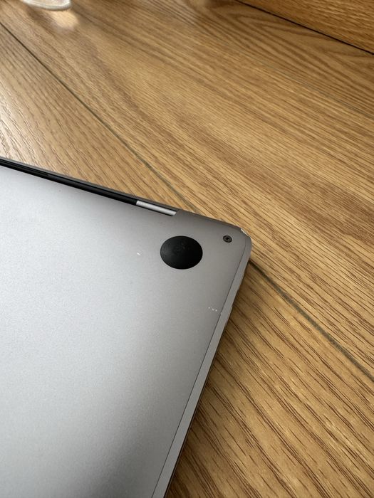 Macbook Pro 2017 // 256gb - 8gb ram / Usado 13’’