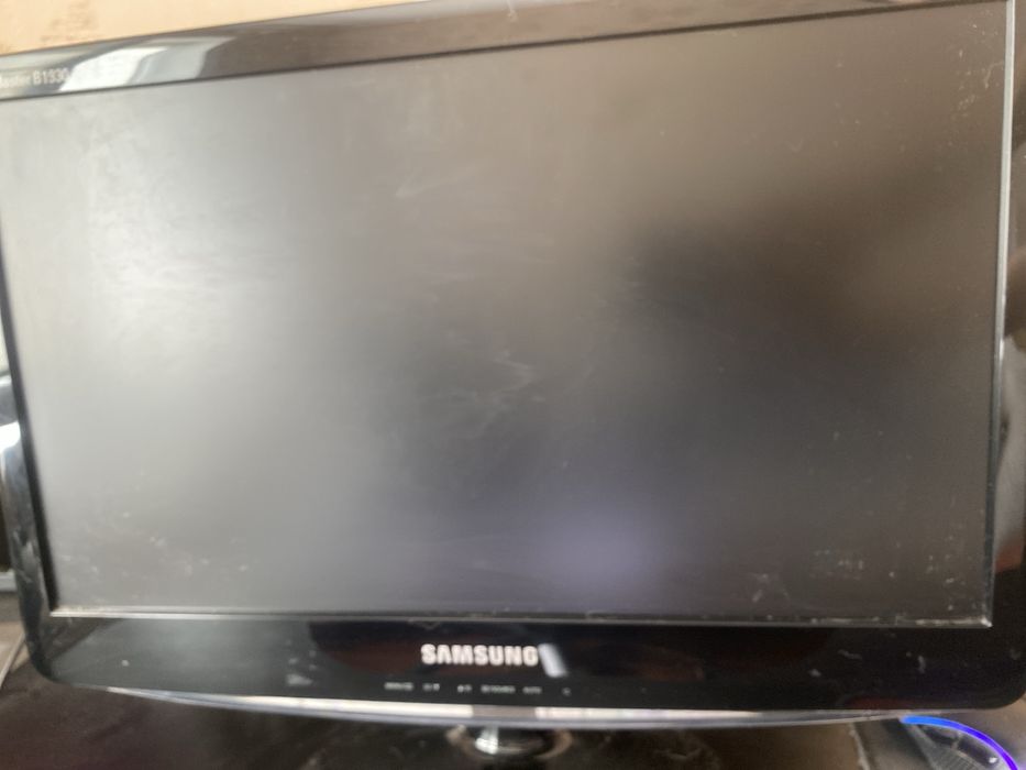 Монитор Samsung б/у