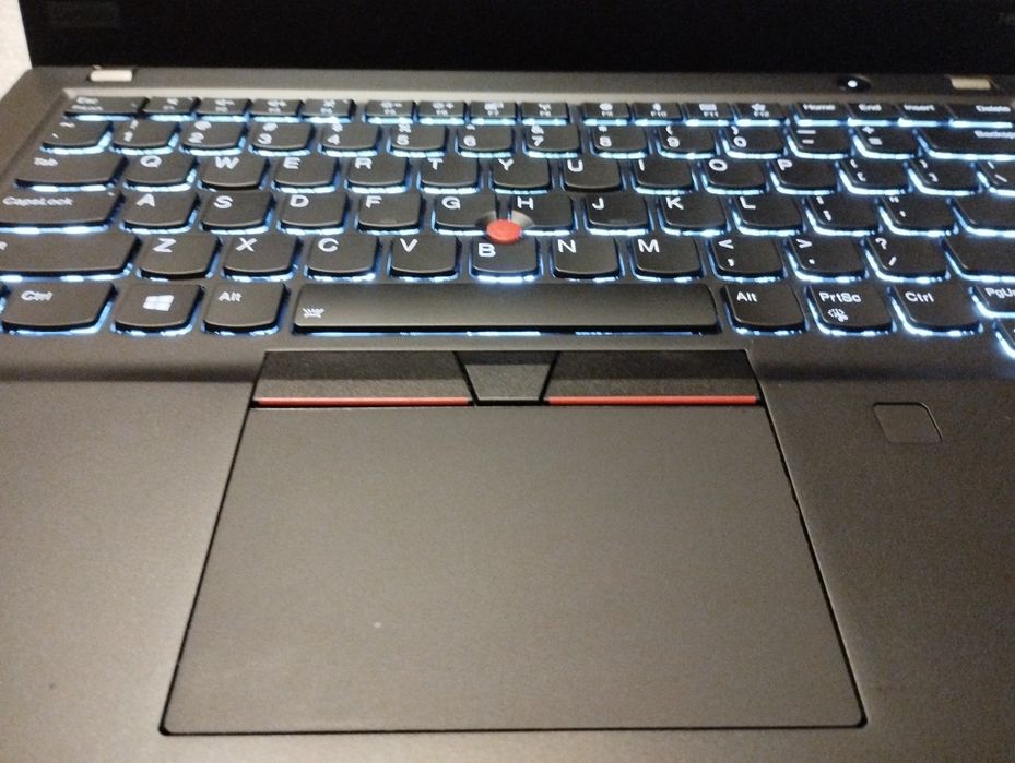 Ноутбук Lenovo T490s i7-8665U/16Gb DDR4/SSD 256Gb/подсветка