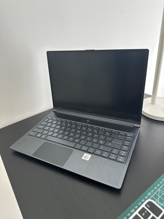 Portatil msi modern 14