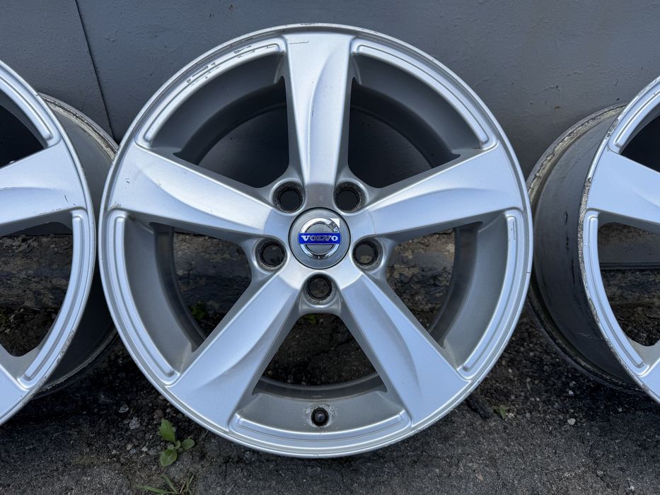 Оригінальні диски Volvo r16 5*108 V40 V50 V70 S40 S50 S60 Ford Focus Mondeo