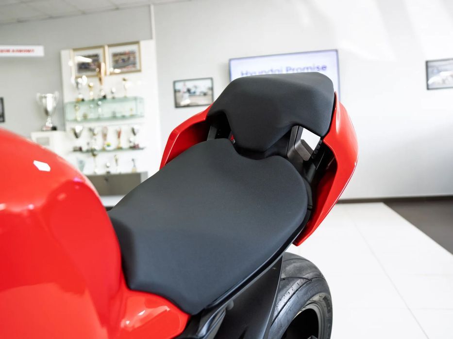 Ducati Panigale V4s