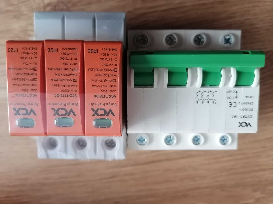 Ogranicznik przecieć vcx t1-t2  1200V plus podstawa bezpiecznika