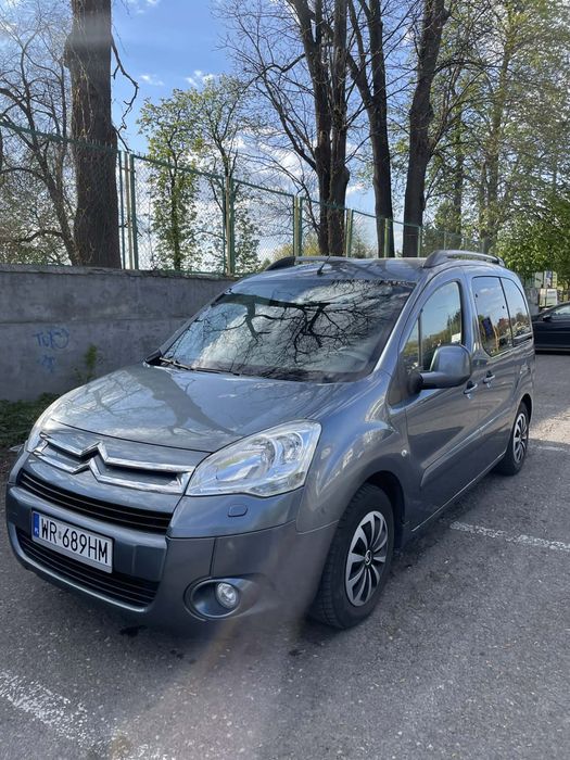 Citroen Berlingo Multispace 1.6 HDI 90KM automat 2011r fajne wyposażenie