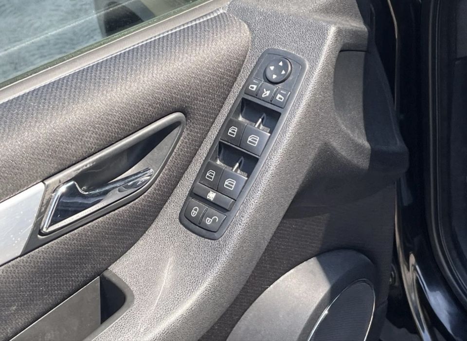 Mercedes-Benz B200 Turbo W245/Максимальна комплектація/193 к.с.