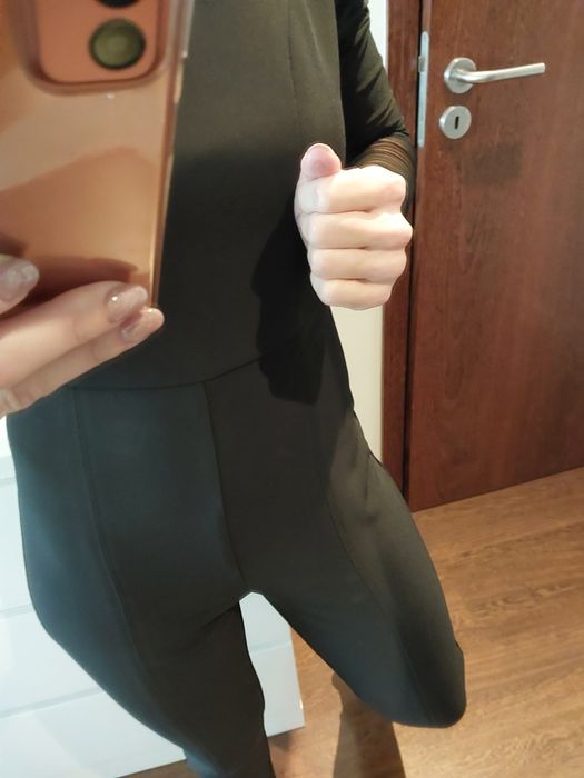 Macacão Nakuro preto tam S LINDO