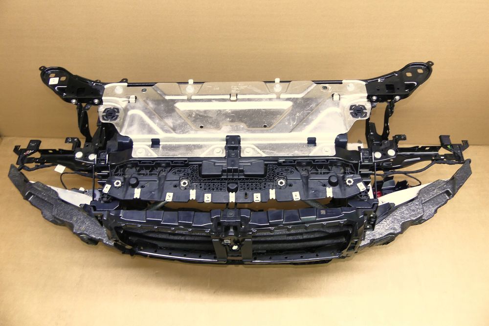 bmw g22 430ix pas przedni belka wzmocnienie radar