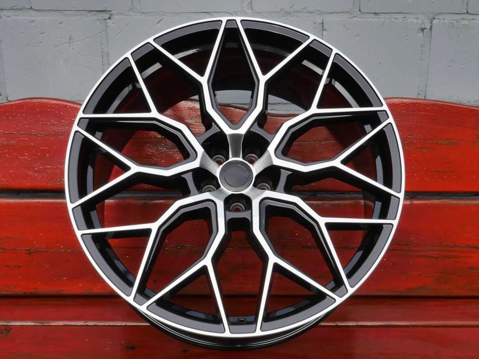 Czarne felgi R23 5x112 AUDI Q8 SQ8 4MN 10,5J ET25