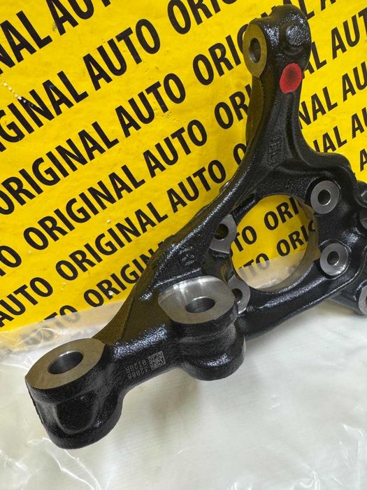 Опора поворотна кулак цапфа права ліва Mazda CX-5 17-25 нові оригінал