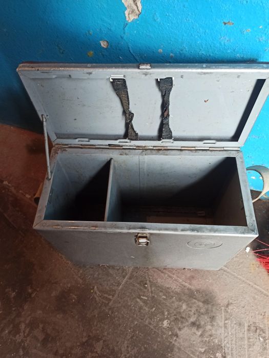 Ящик для зимней рыбалки