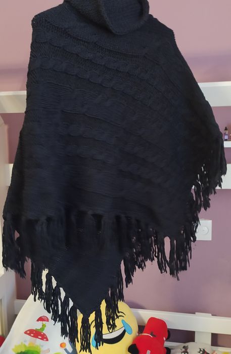 Czarne Poncho Mohito