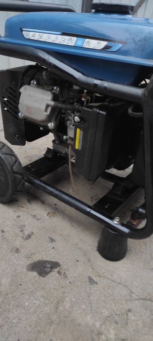 Генератор бензиновий інверторний