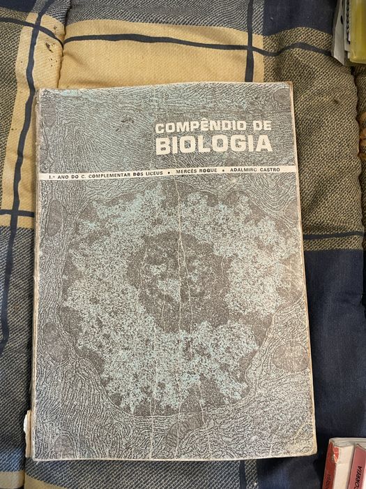 Livro Compêndio de Biologia