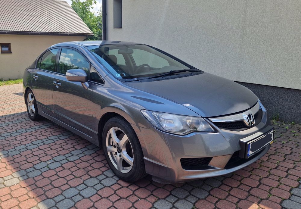 Honda civic / 1,8(b+ lpg ).  Polski Salon.